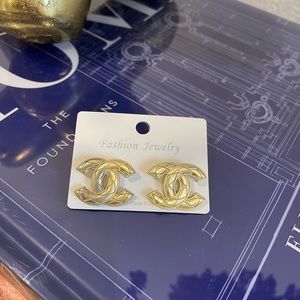 CC Crush Style Earrings E2